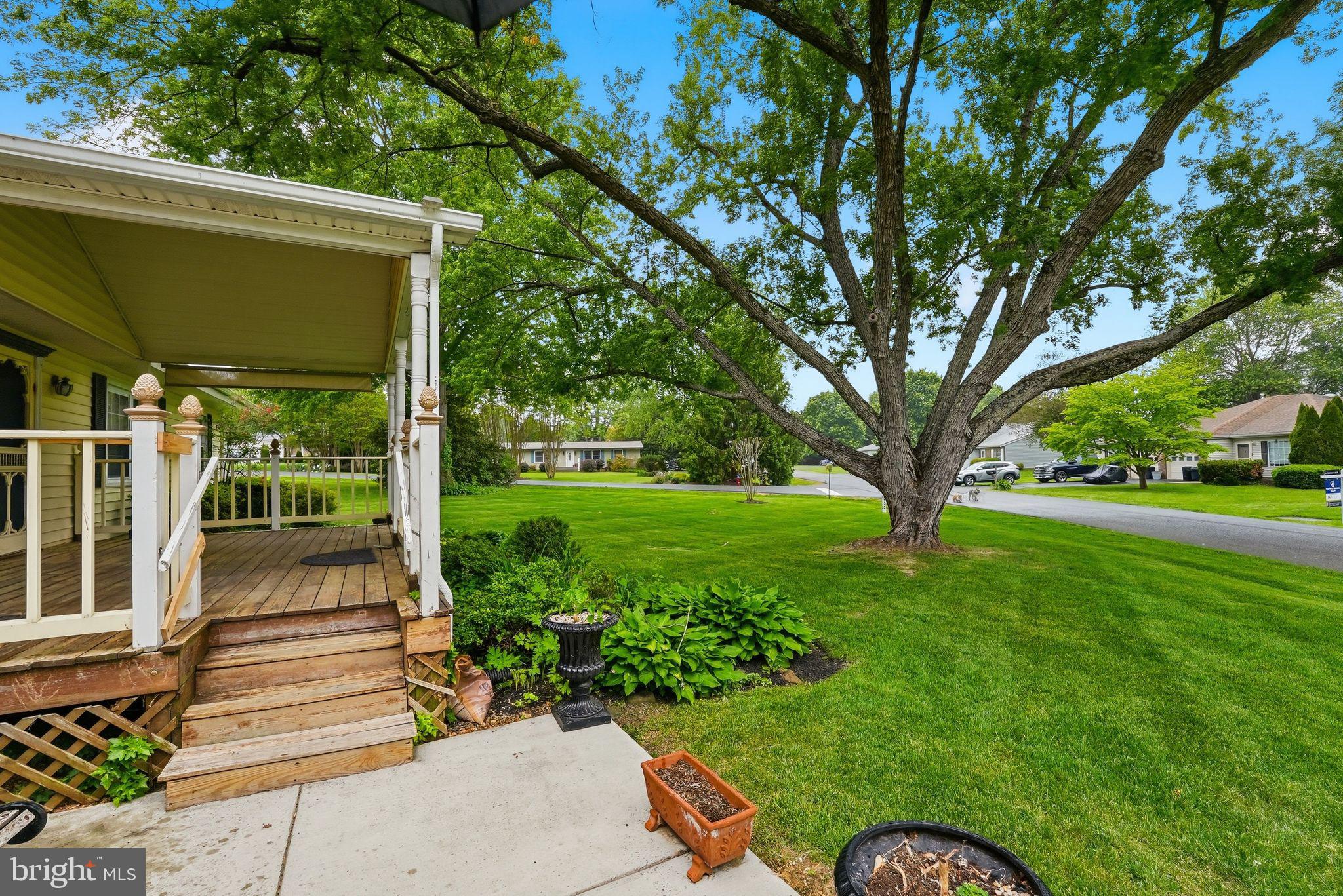 BROADVIEW ACRES - Residential