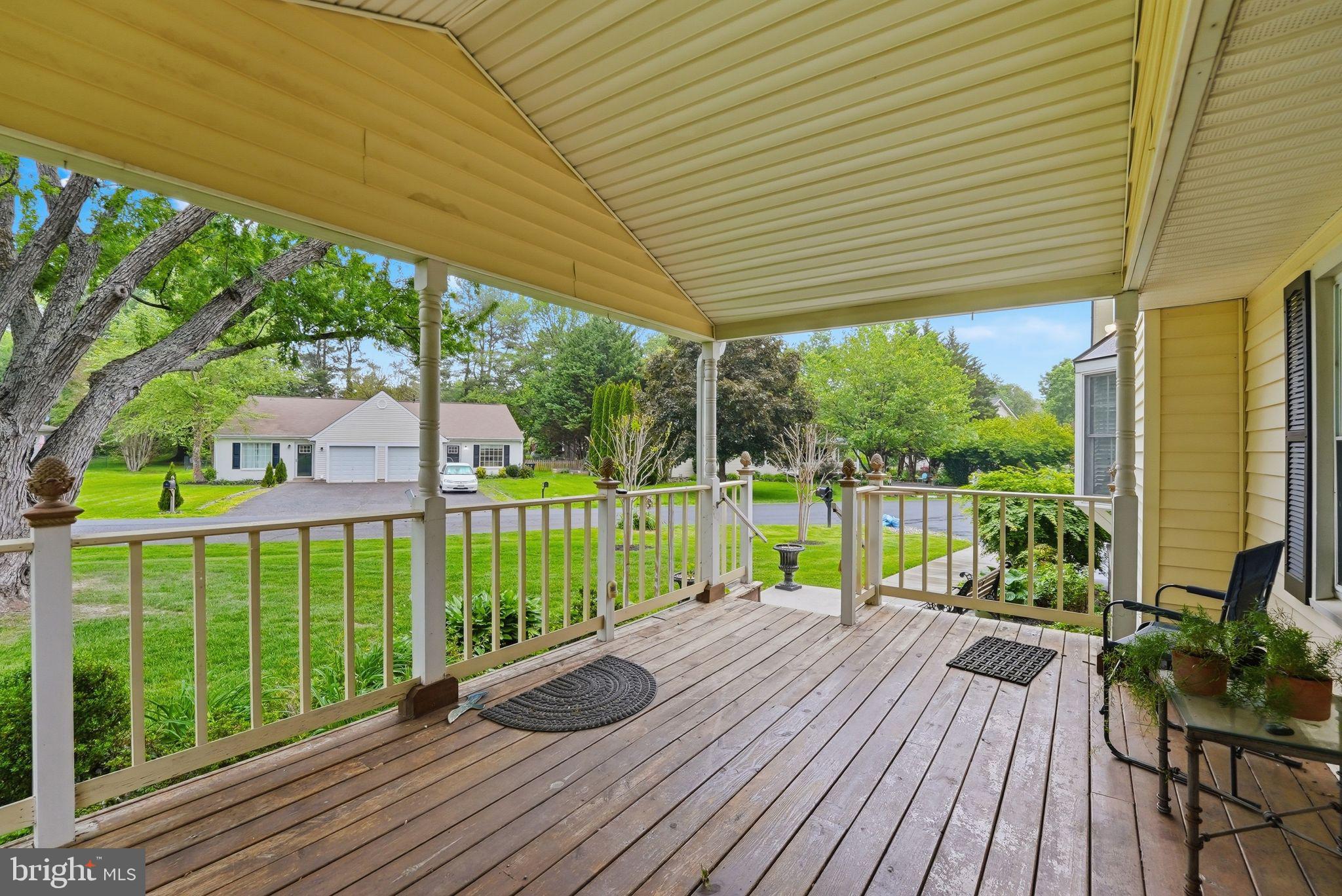 BROADVIEW ACRES - Residential