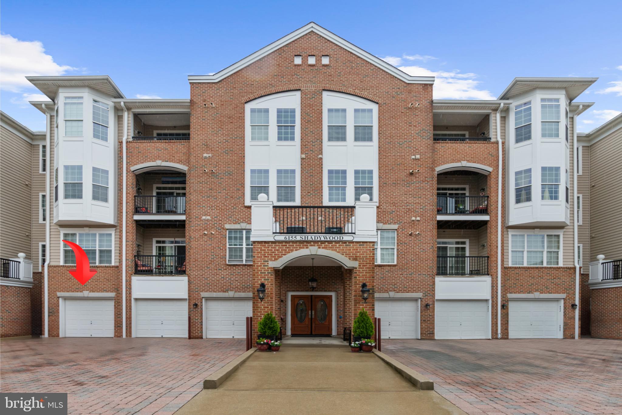 6155 SHADYWOOD ROAD 105