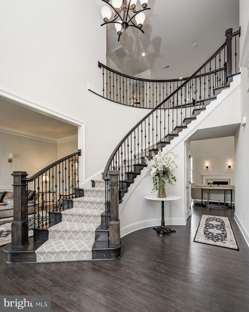 TROTTERS GLEN - Residential