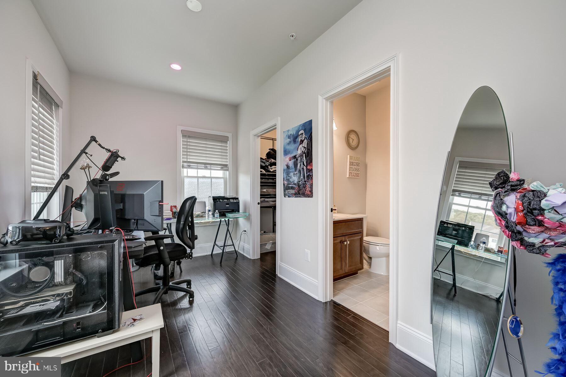 TROTTERS GLEN - Residential