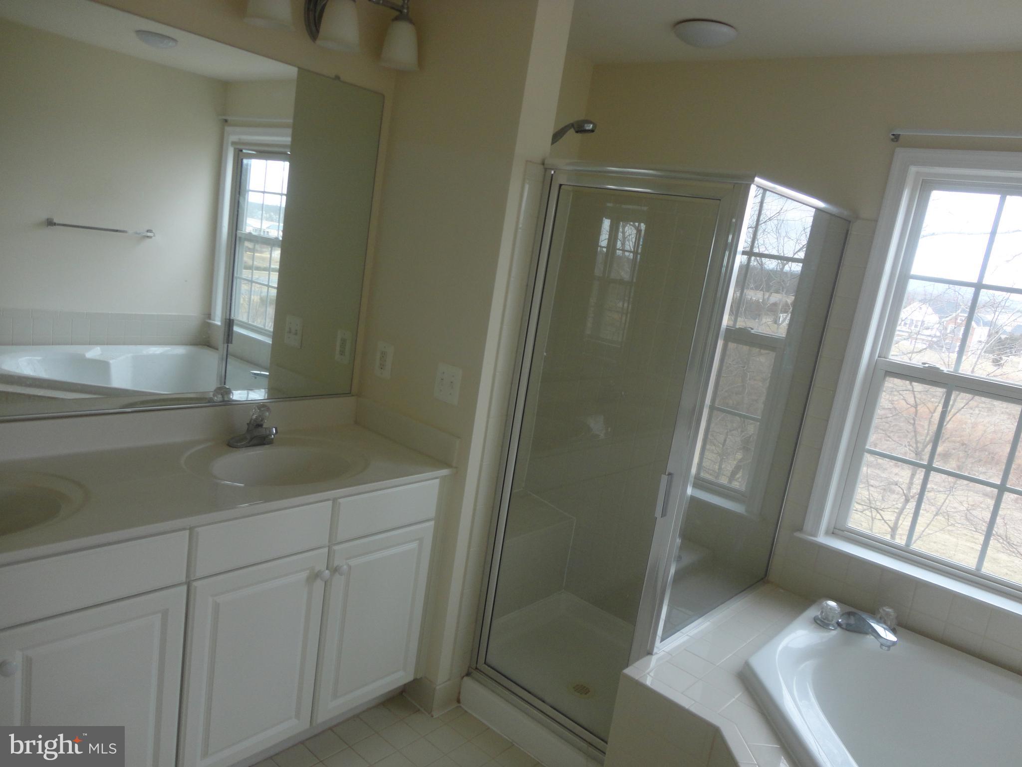 STONE RIDGE NORTH - Residential Lease