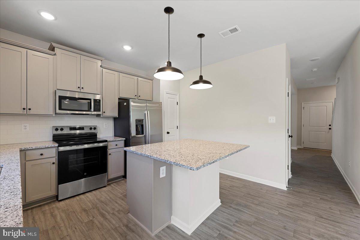 DILLON FARM - Residential