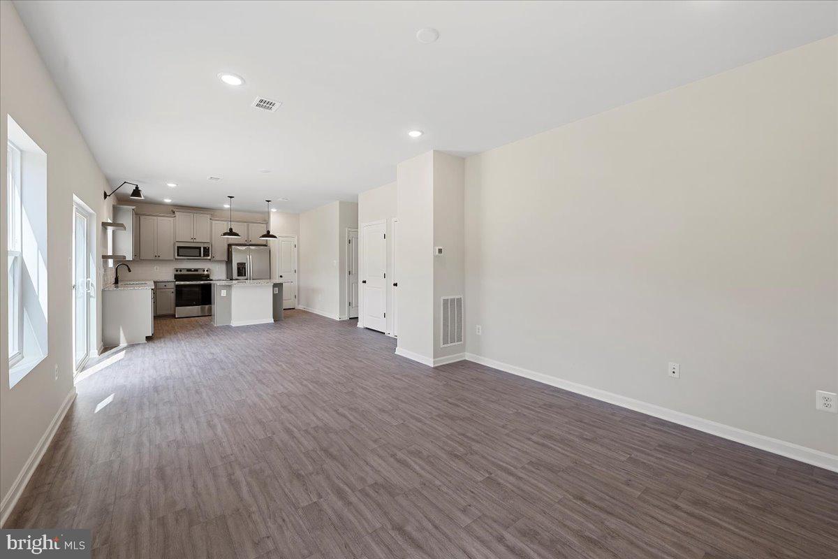 DILLON FARM - Residential