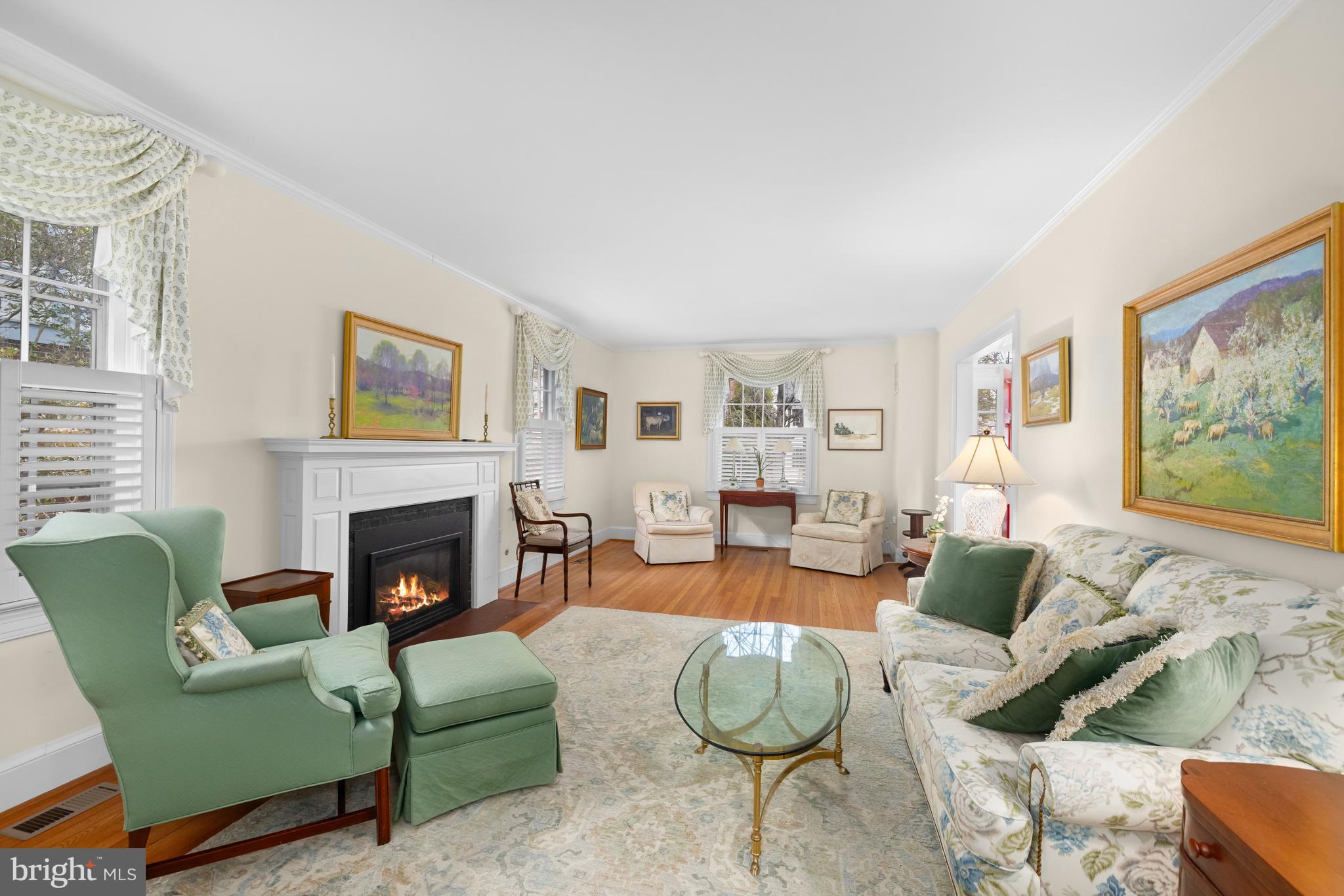 CHEVY CHASE VILLAGE - Residential