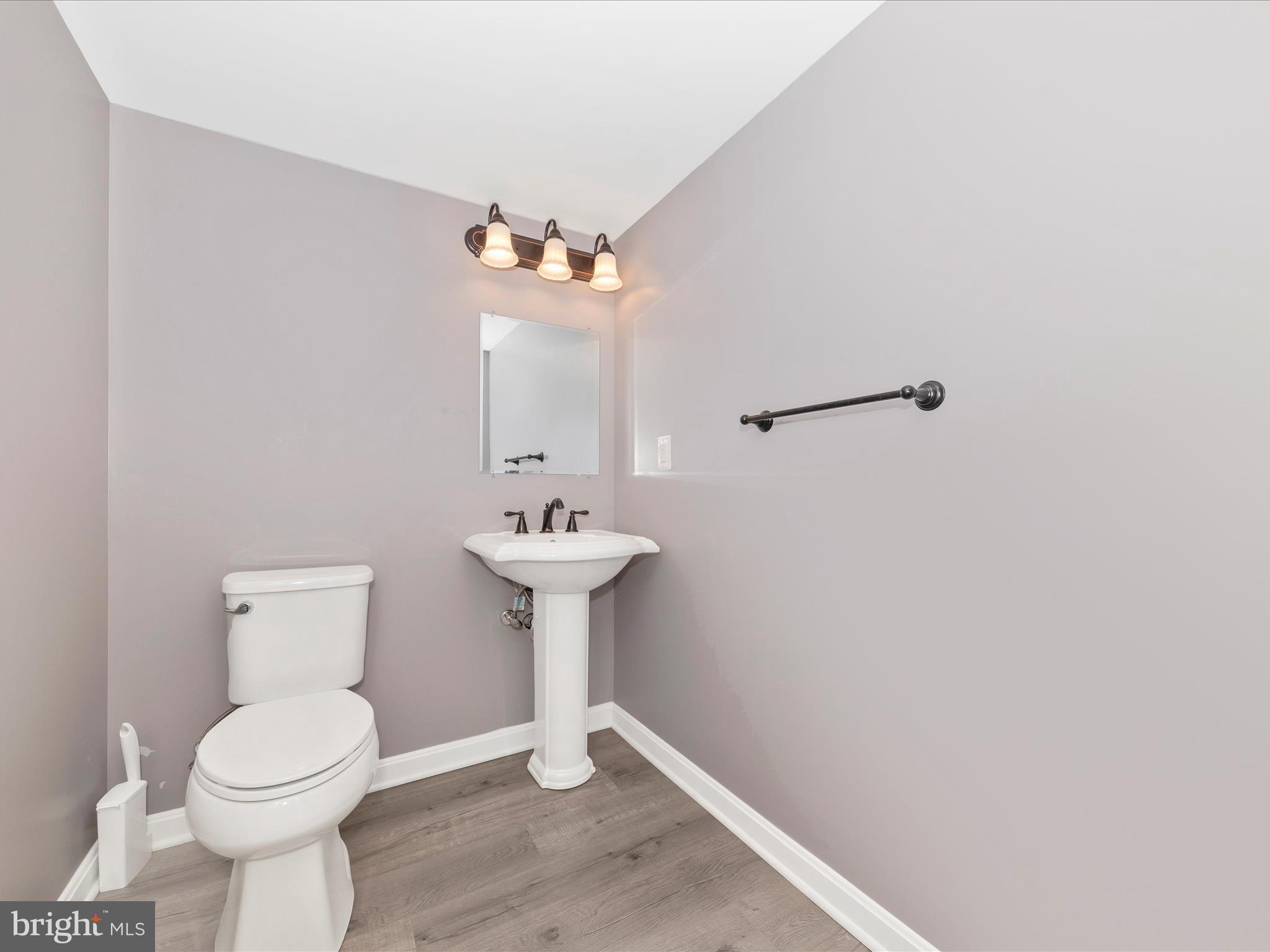 GREENVALE MEWS - Residential