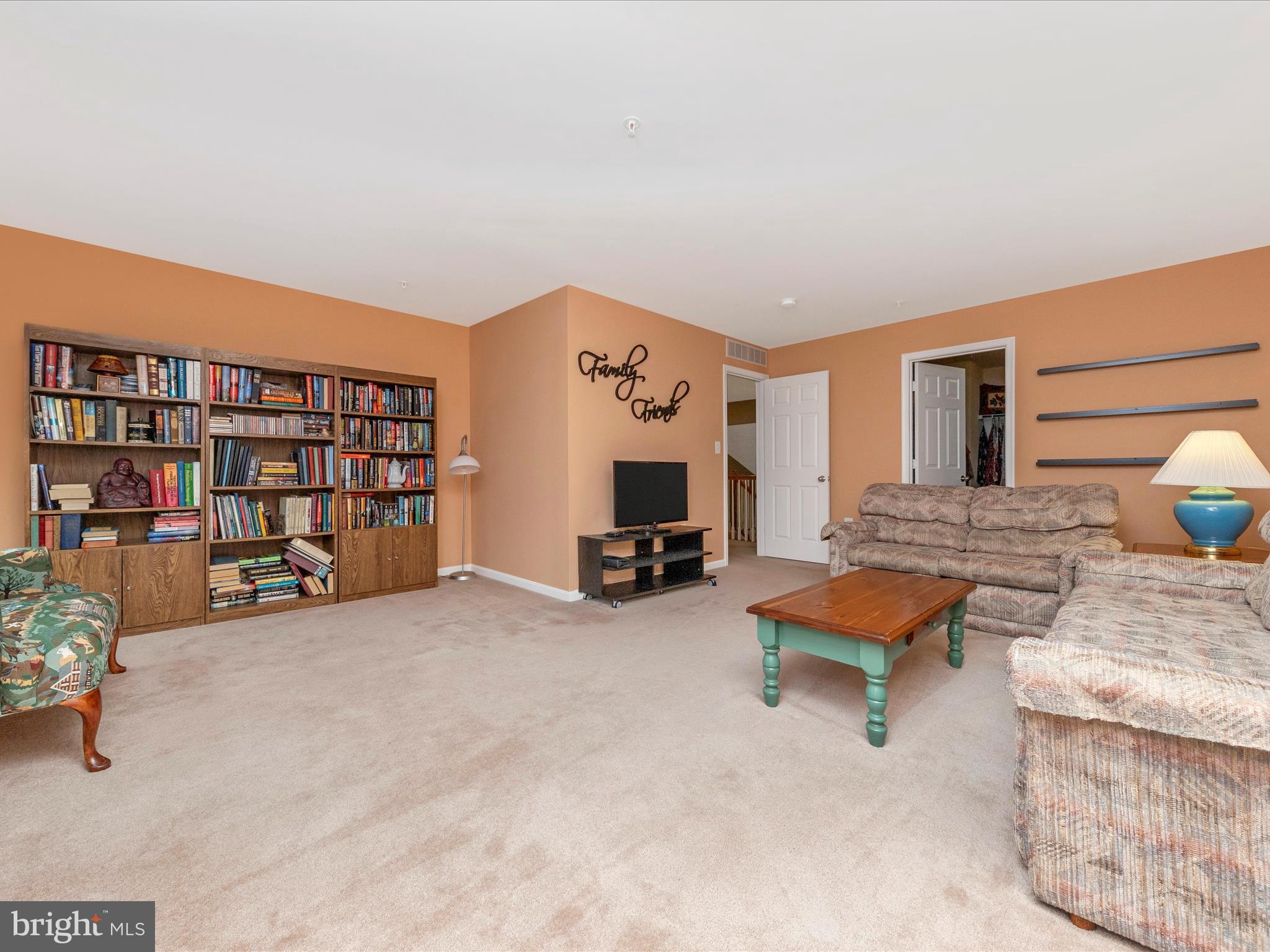 GREENVALE MEWS - Residential