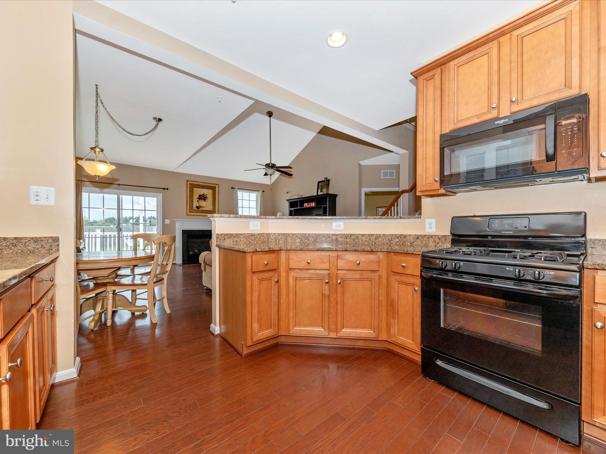 GREENVALE MEWS - Residential