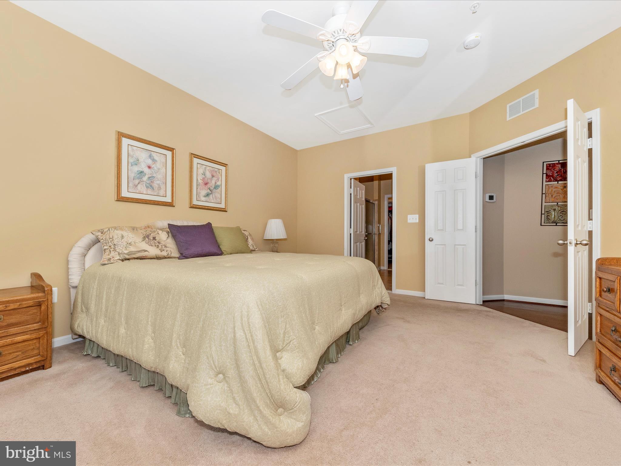 GREENVALE MEWS - Residential