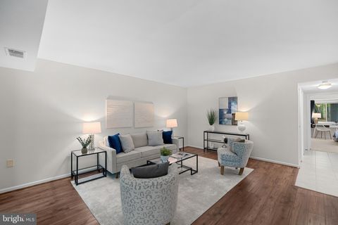 1556 NORTHGATE SQUARE 12B RESTON VA 20190