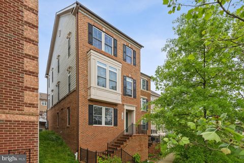 124 LIRIOPE PLACE GAITHERSBURG MD 20878