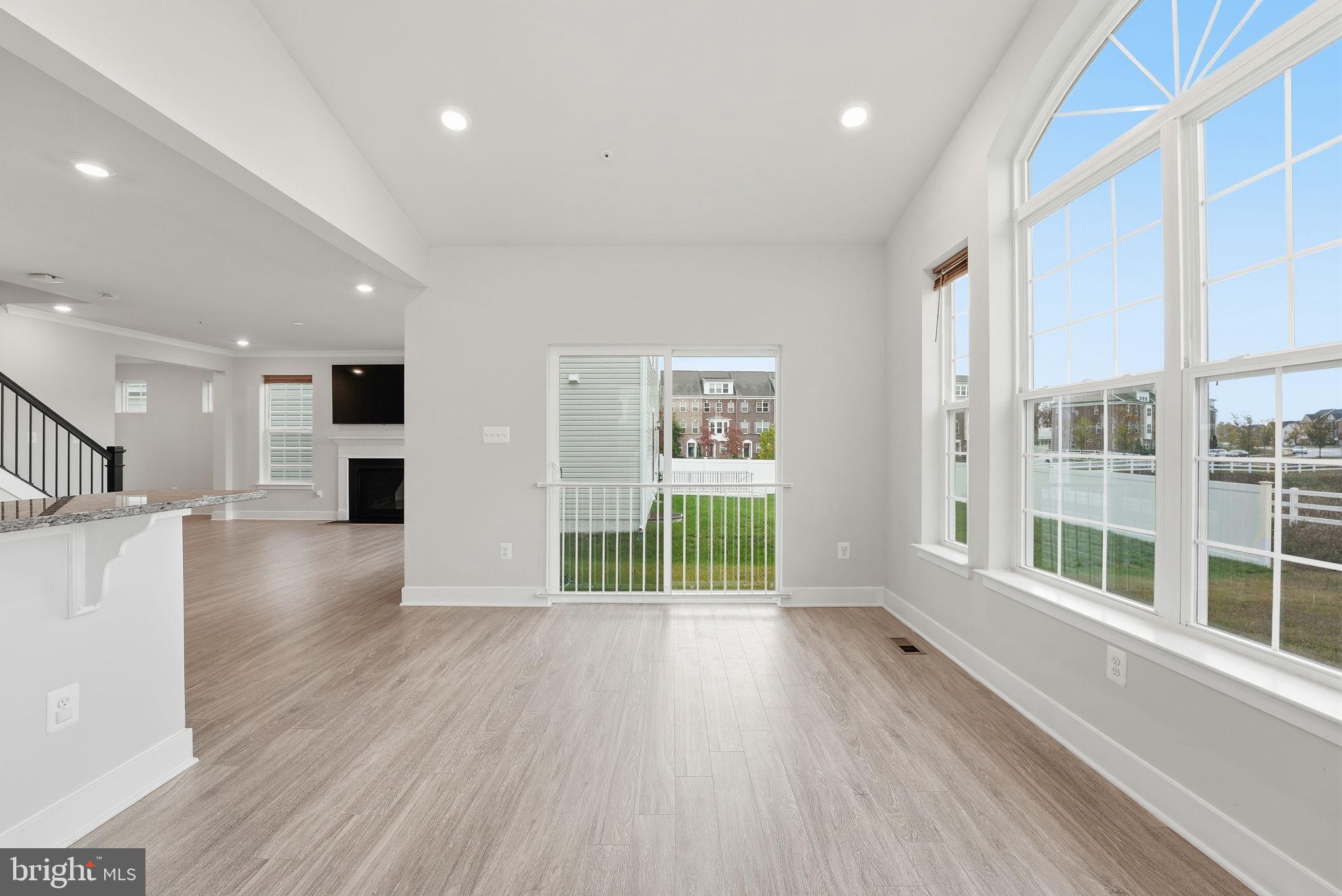 STONEHAVEN - Residential