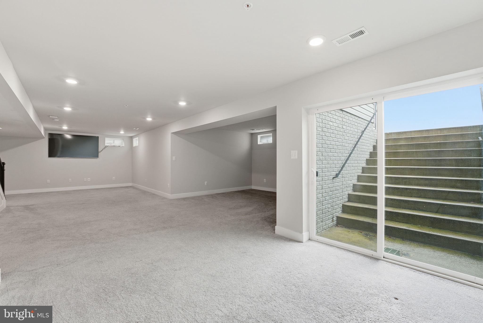 STONEHAVEN - Residential