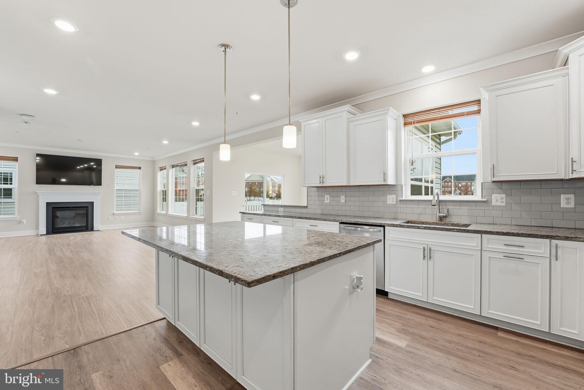 STONEHAVEN - Residential