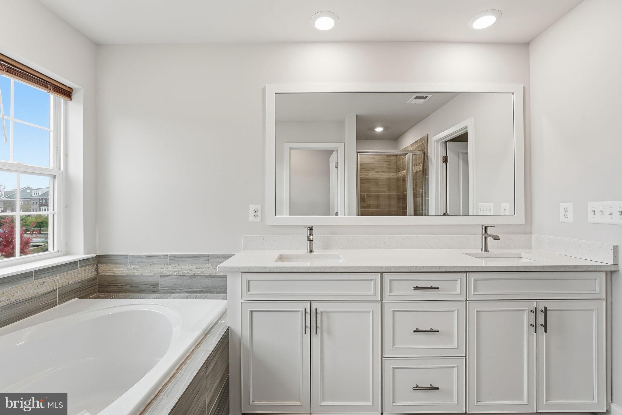 STONEHAVEN - Residential