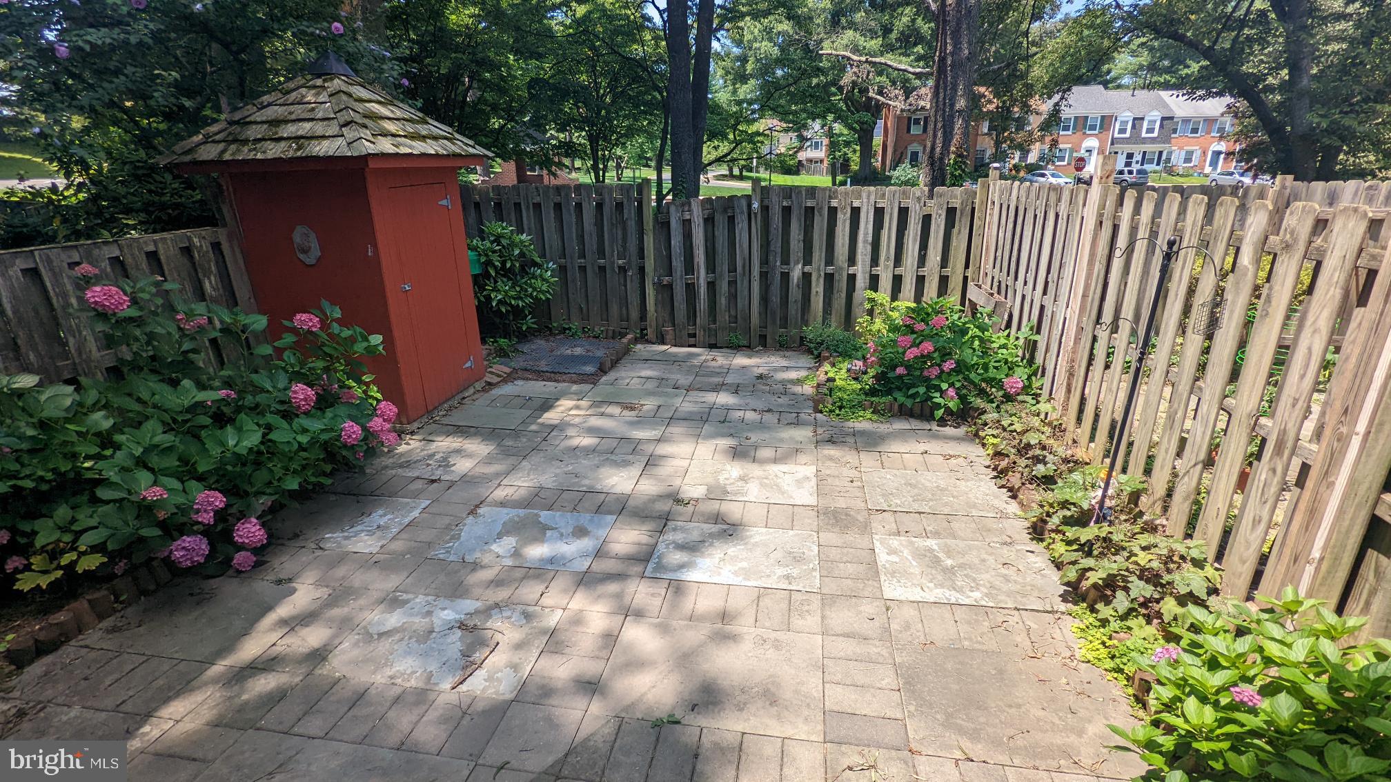 DIAMOND FARMS - Residential