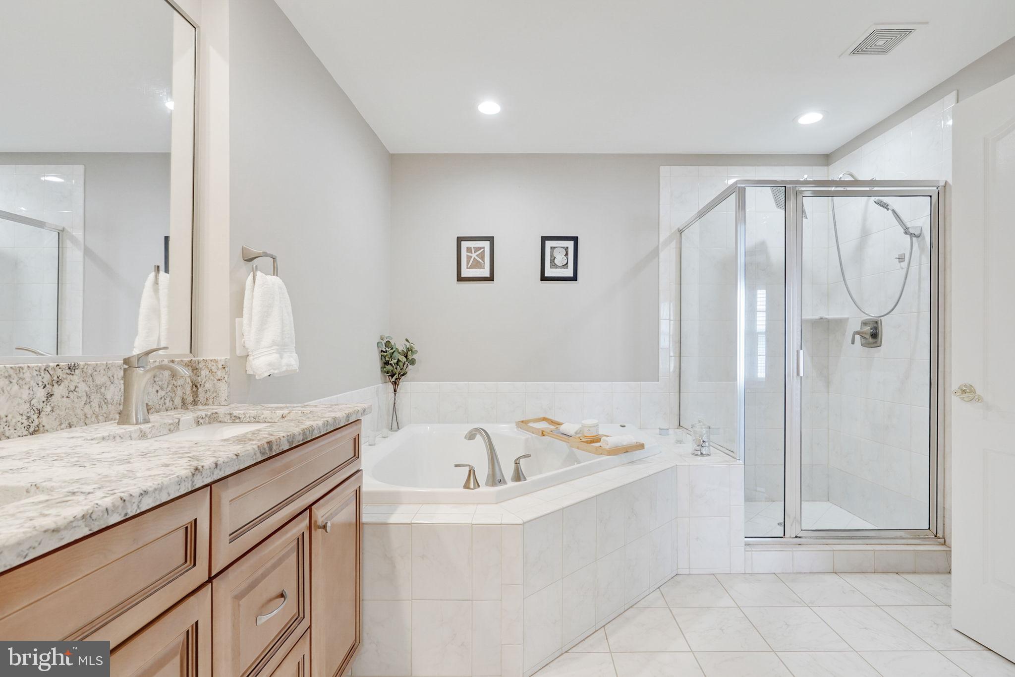 CAMERON STATION - Residential