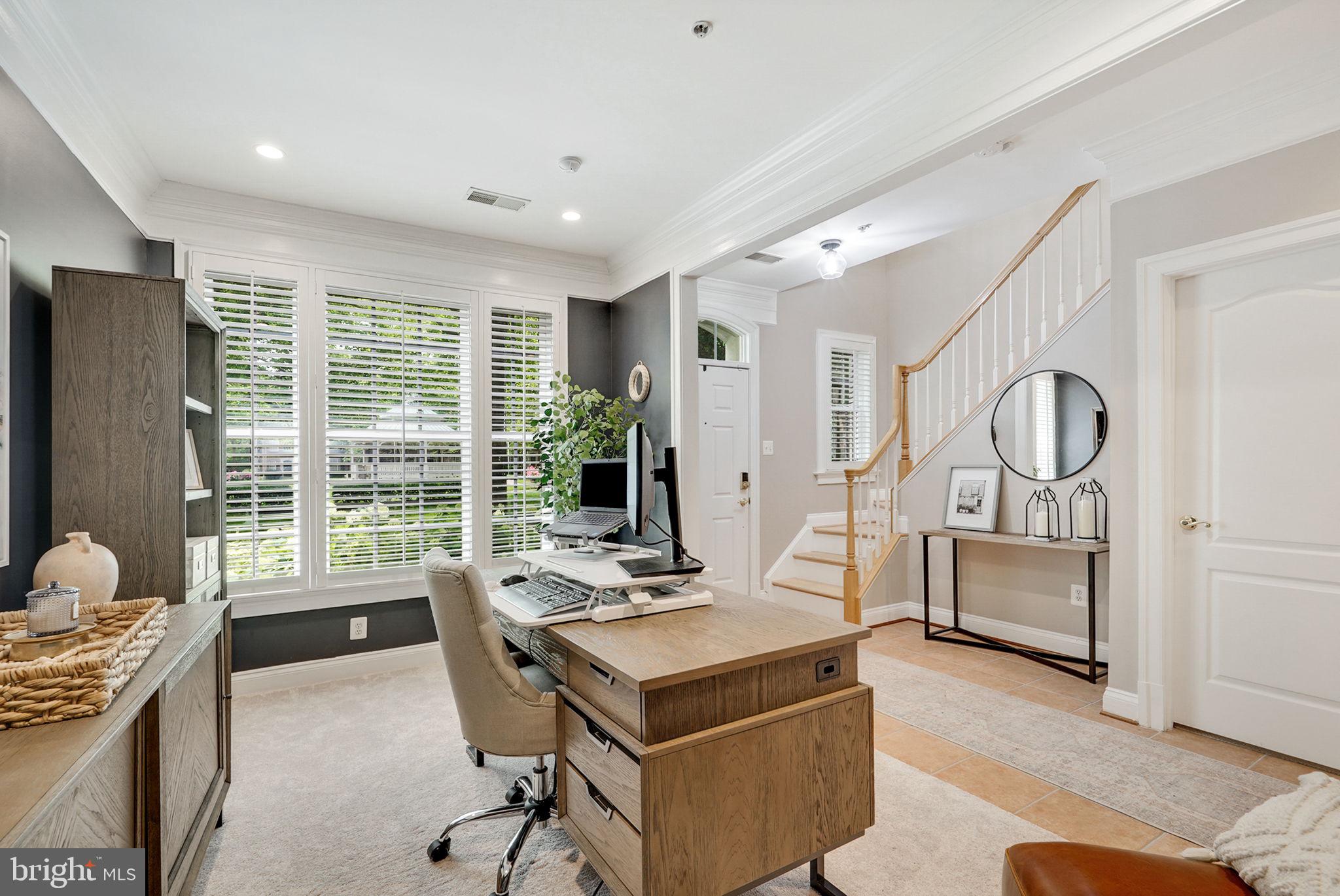 CAMERON STATION - Residential