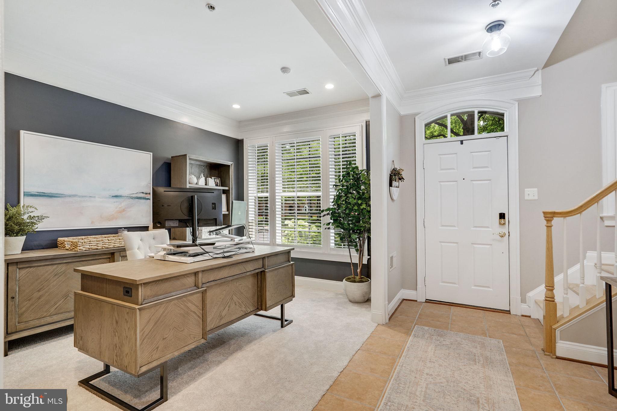 CAMERON STATION - Residential