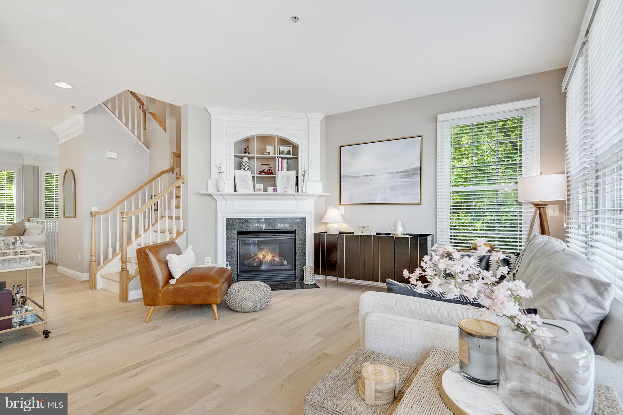 CAMERON STATION - Residential