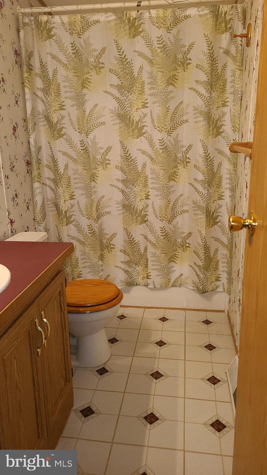 HARFORD VILLAGE - Residential