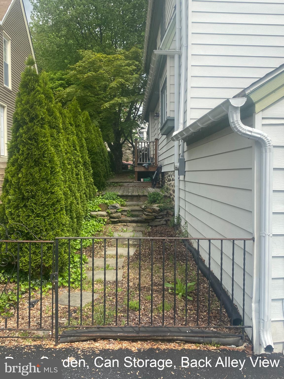 PENN WYNNE - Residential