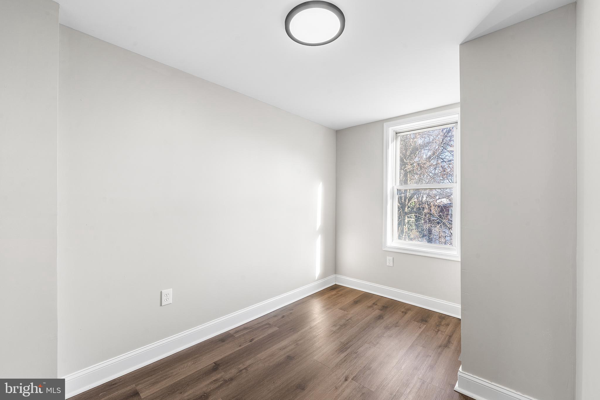 SHIPLEY HILL - Residential