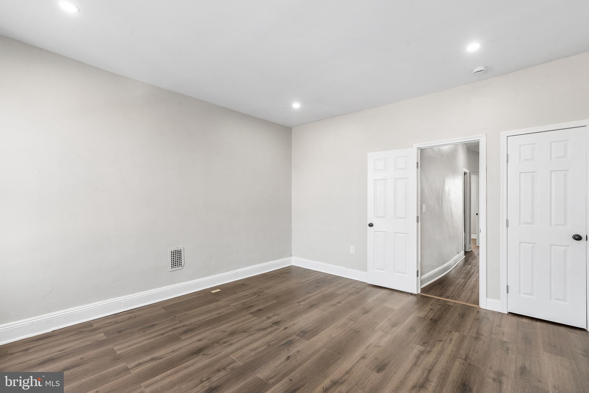 SHIPLEY HILL - Residential