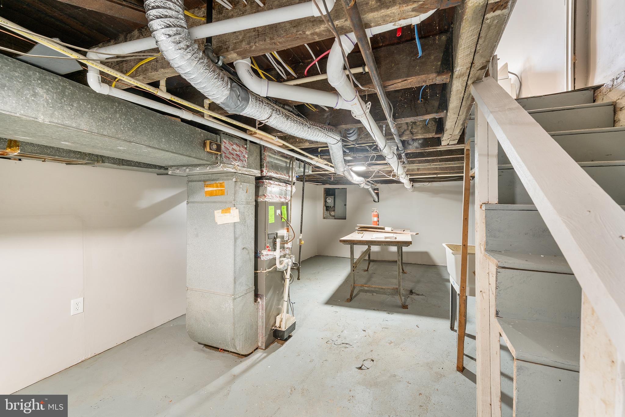 SHIPLEY HILL - Residential