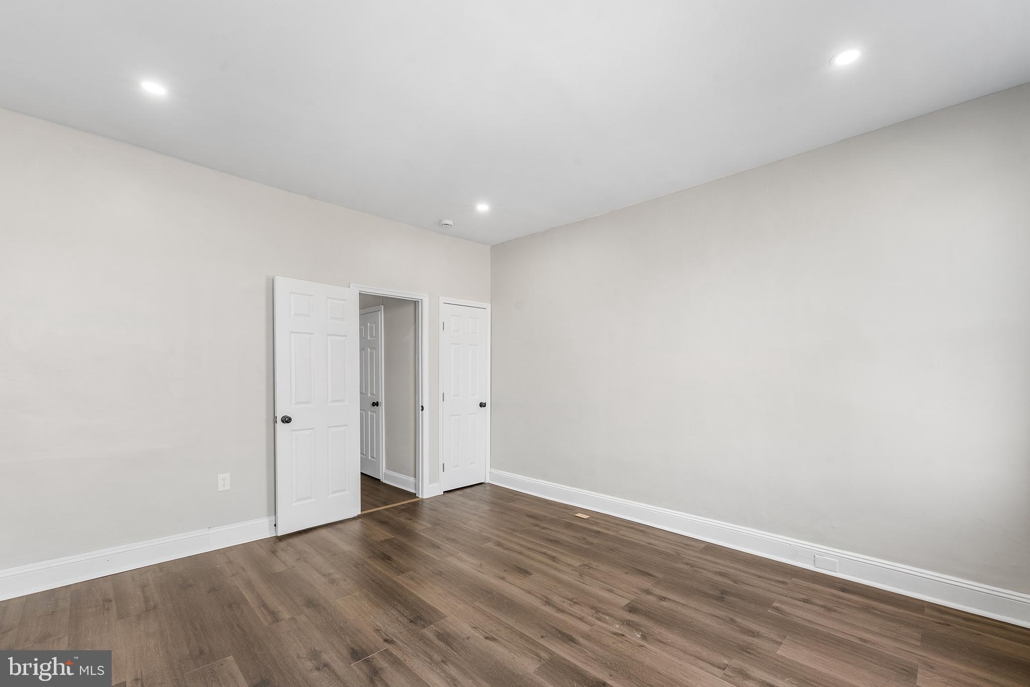 SHIPLEY HILL - Residential