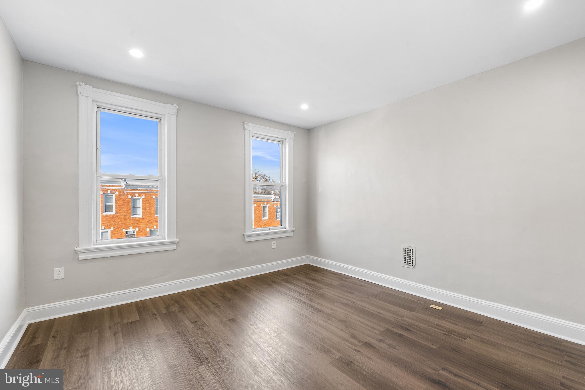 SHIPLEY HILL - Residential