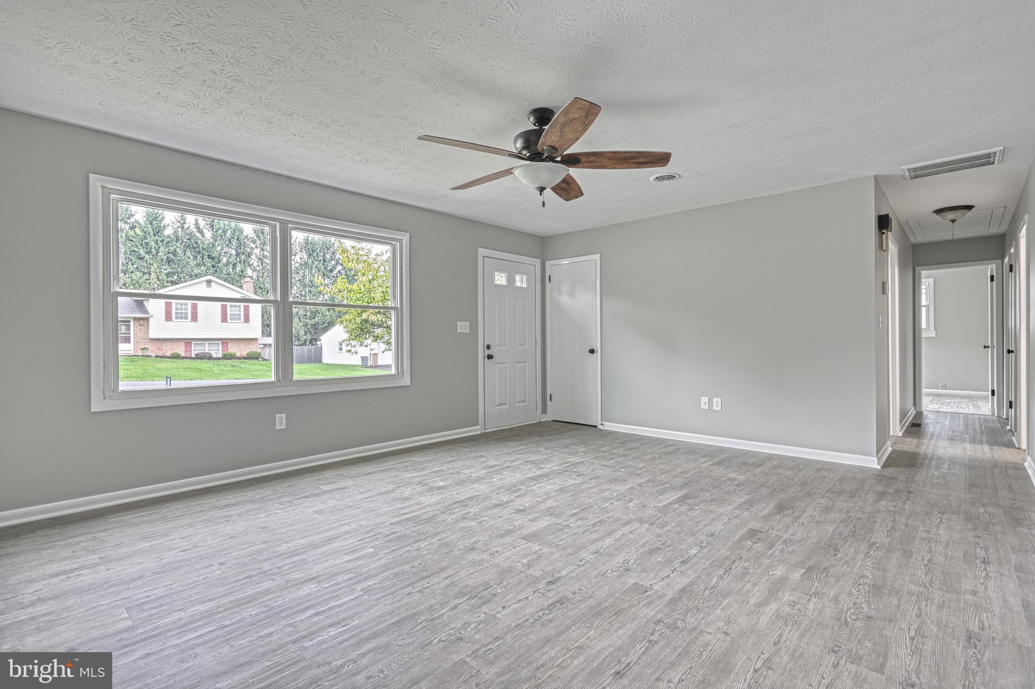 SPRING RUN ACRES - Residential