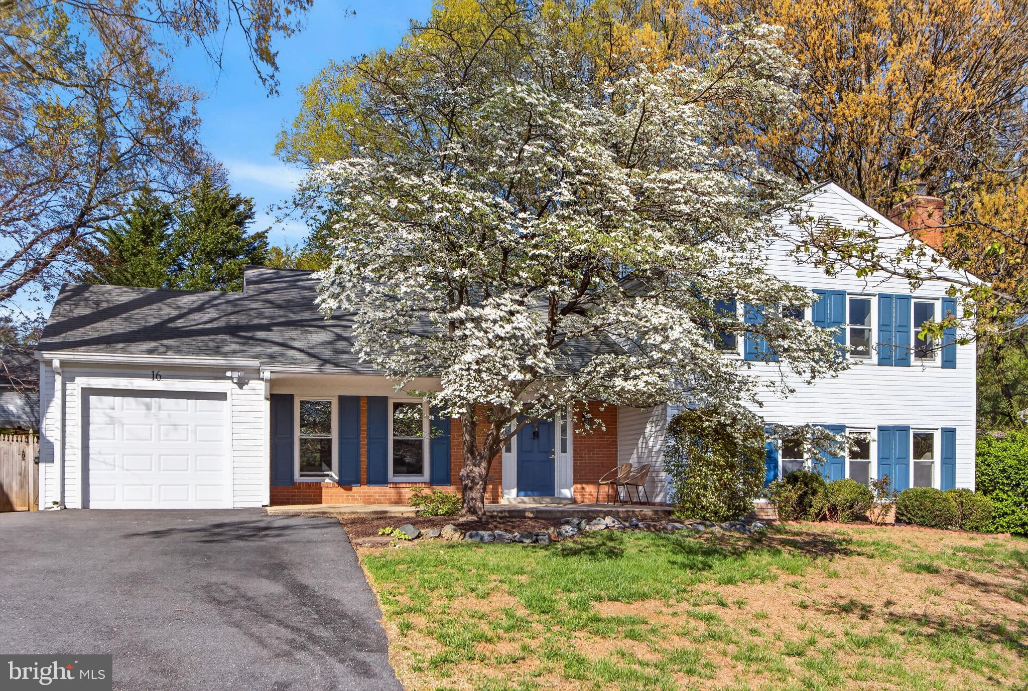 WESTLEIGH - Residential