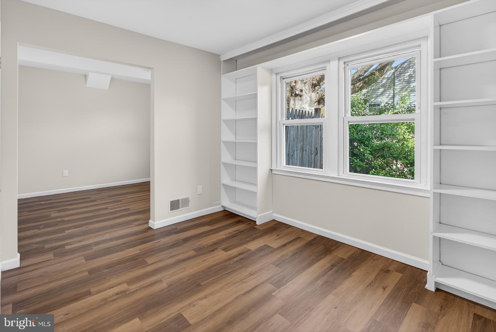 WESTLEIGH - Residential