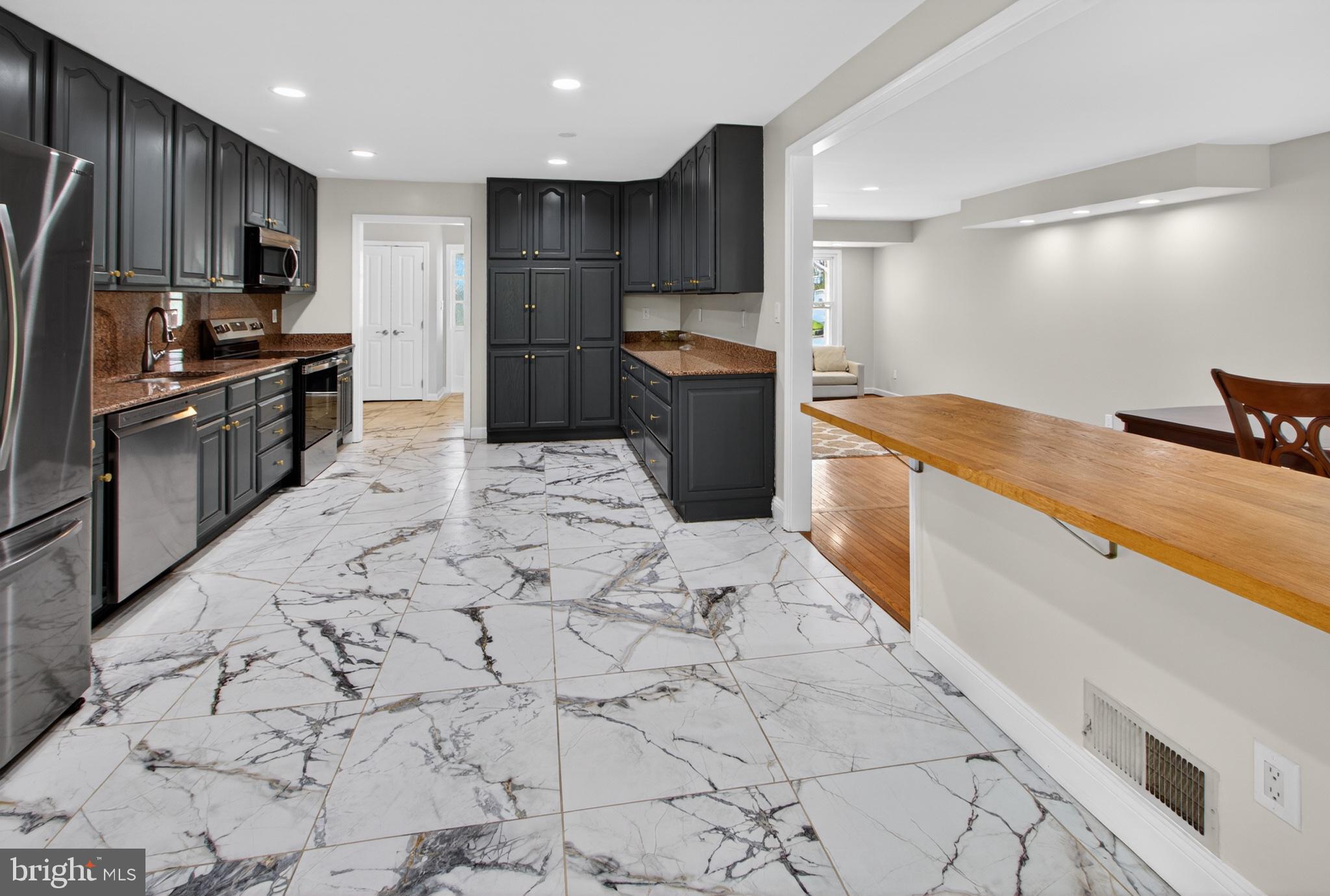 WESTLEIGH - Residential