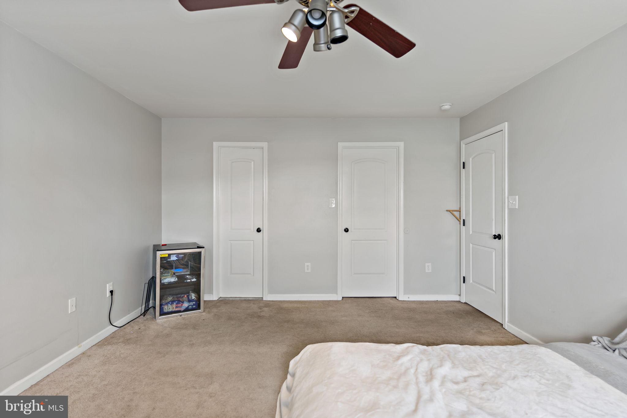 INWOOD VILLAGE - Residential