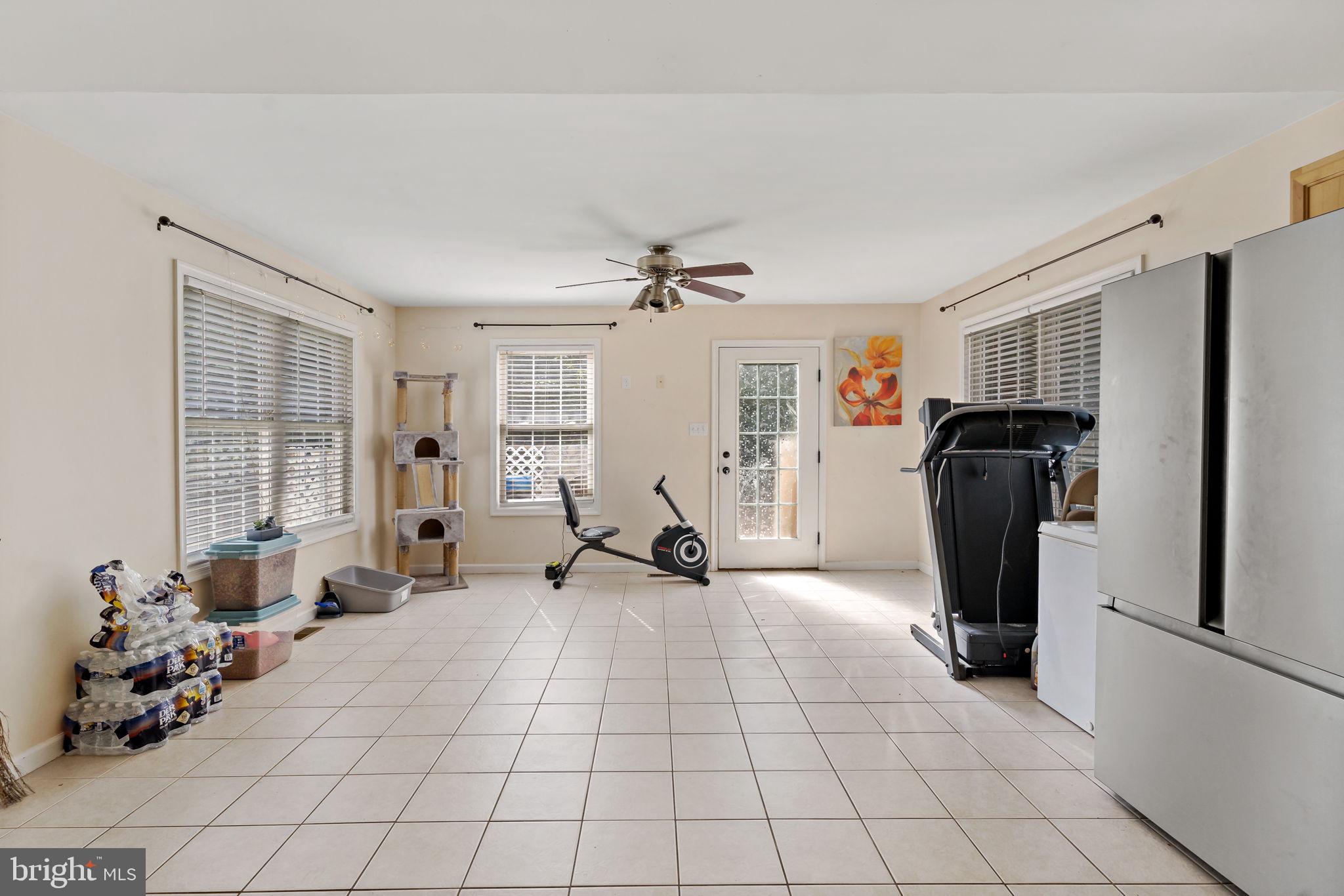 INWOOD VILLAGE - Residential