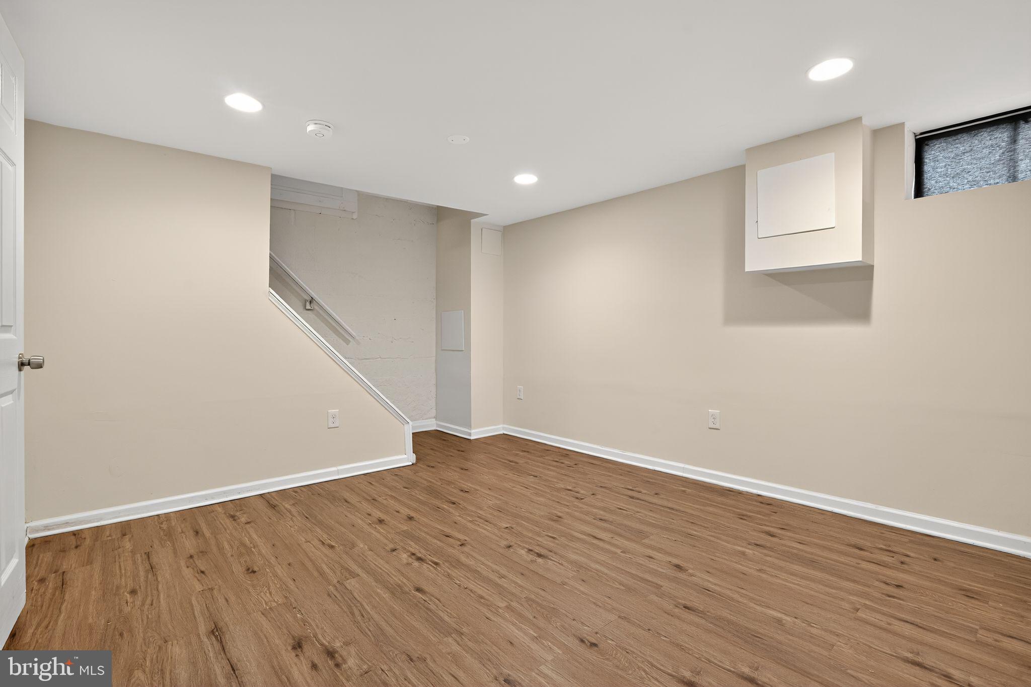 RIDGELEIGH - Residential