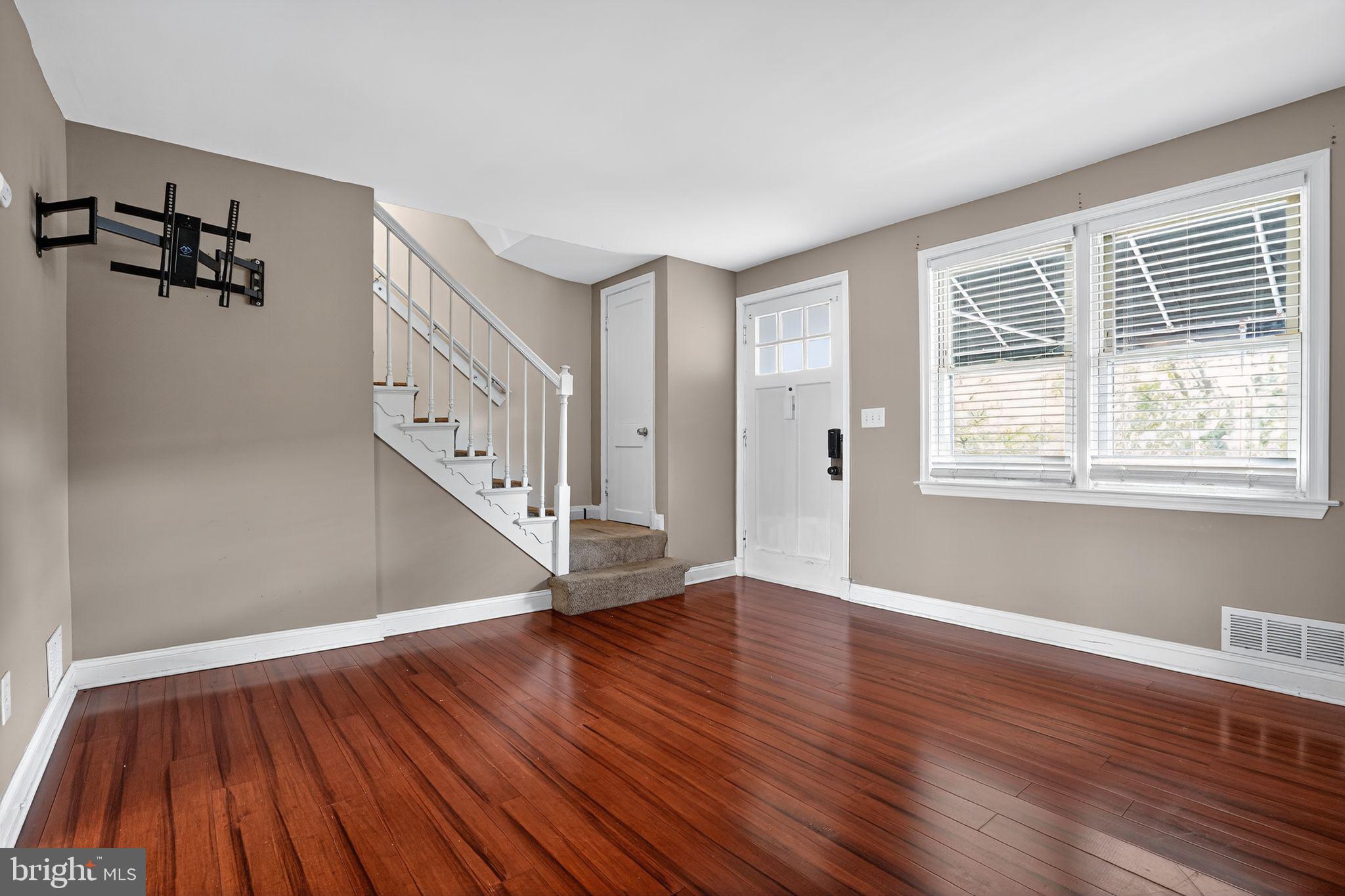 RIDGELEIGH - Residential