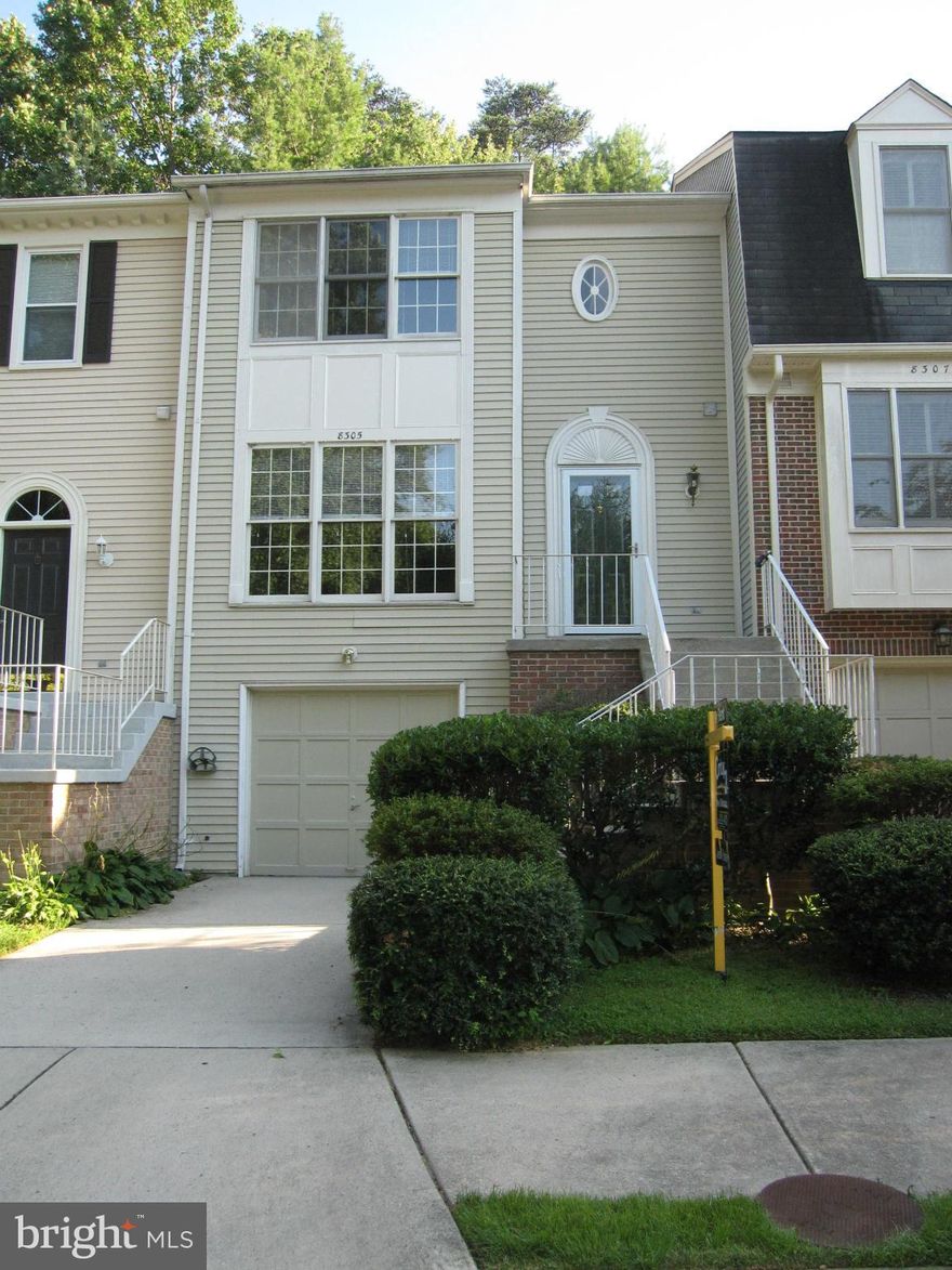 Three level, 3 BR, 2.55 BA w/1 car garage backing to woods. Minutes to Springfield Metro. Walk to commuter lot. Kitchen w/breakfast area & walk-out to rear yard. Separate dining area. Master Bedroom w/vaulted ceiling, full bath w/sep shower, tub & skylight. LL rec room w/ wood-burning fireplace. Owner will consider small pet on case by case basis. Non-smokers.