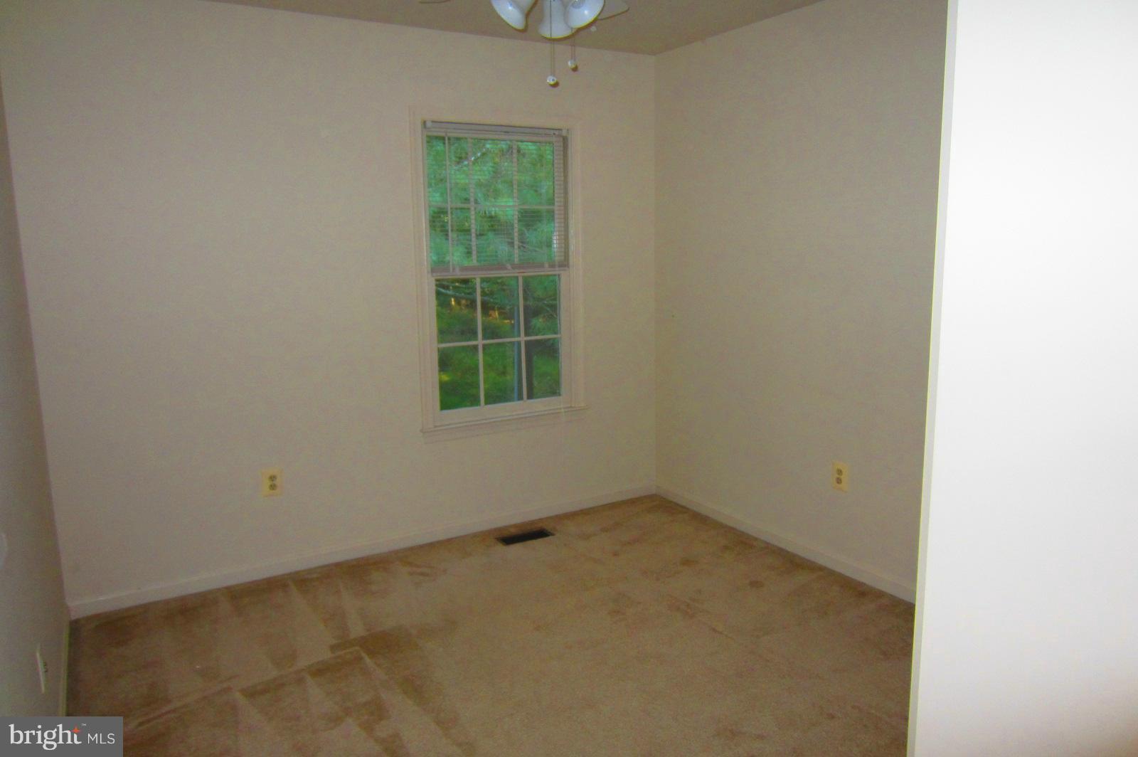 OLDE OAK RIDGE - Residential Lease