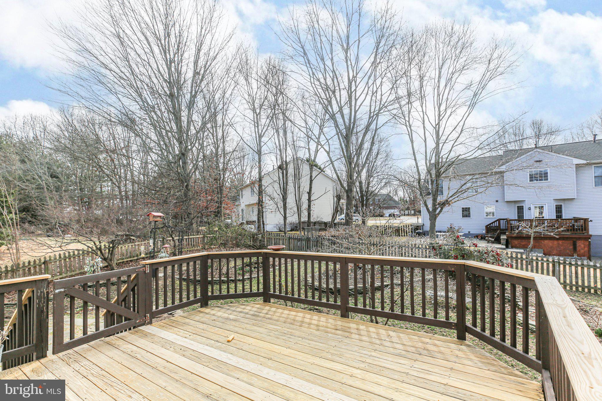 FOX POINT - Residential