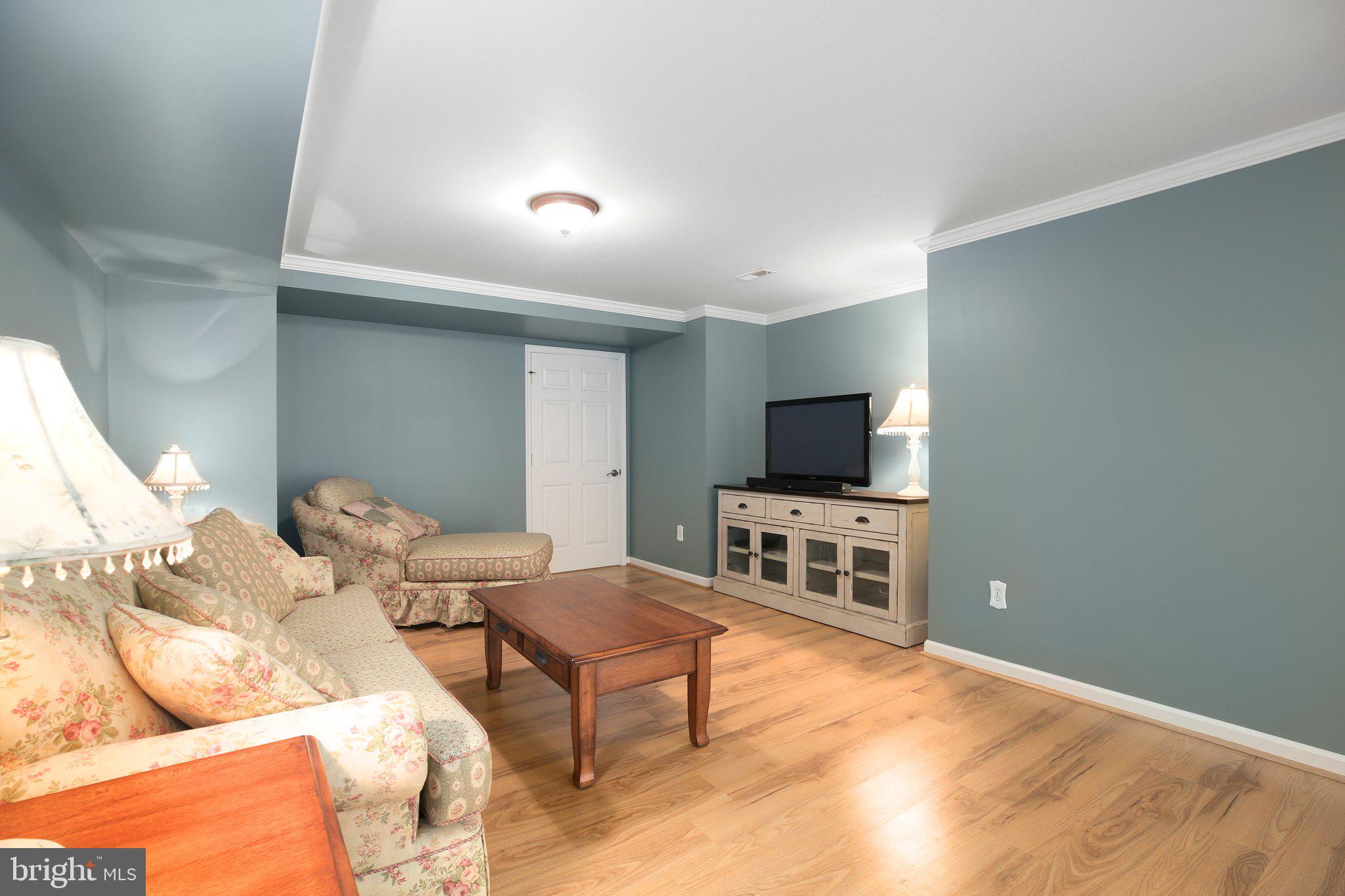 FOX POINT - Residential