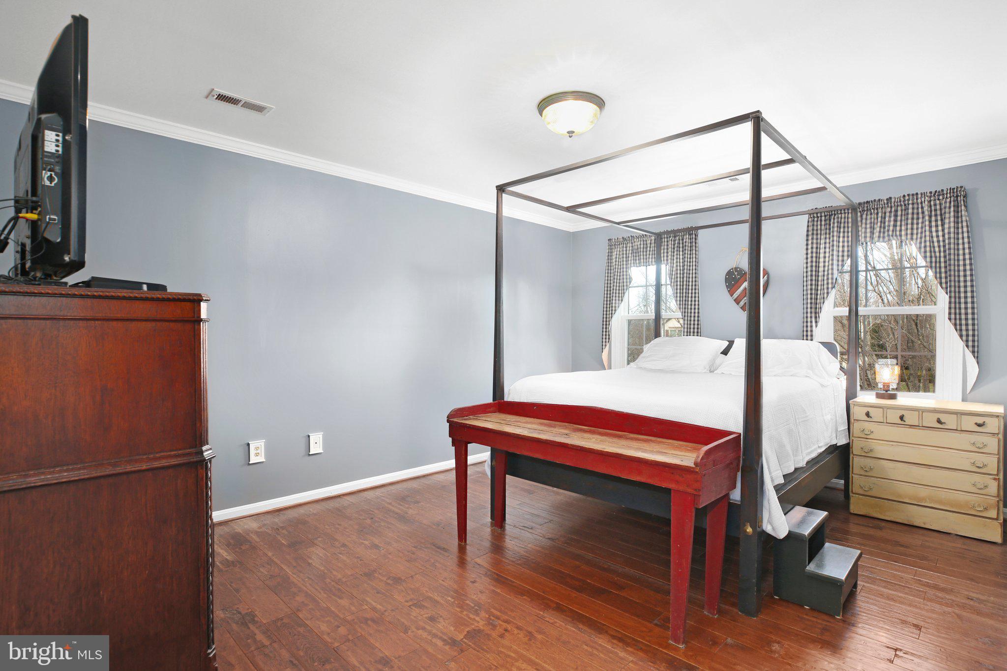 FOX POINT - Residential