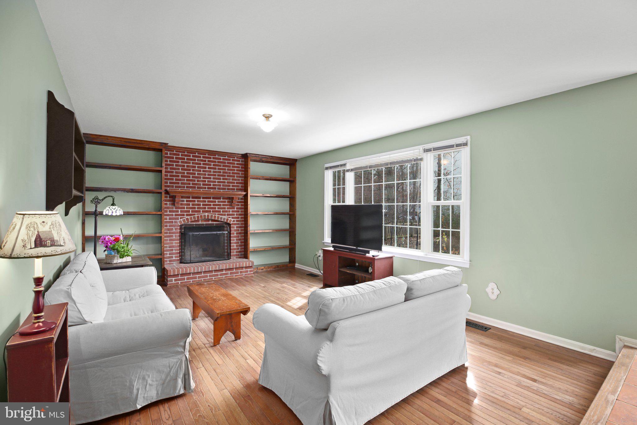 FOX POINT - Residential