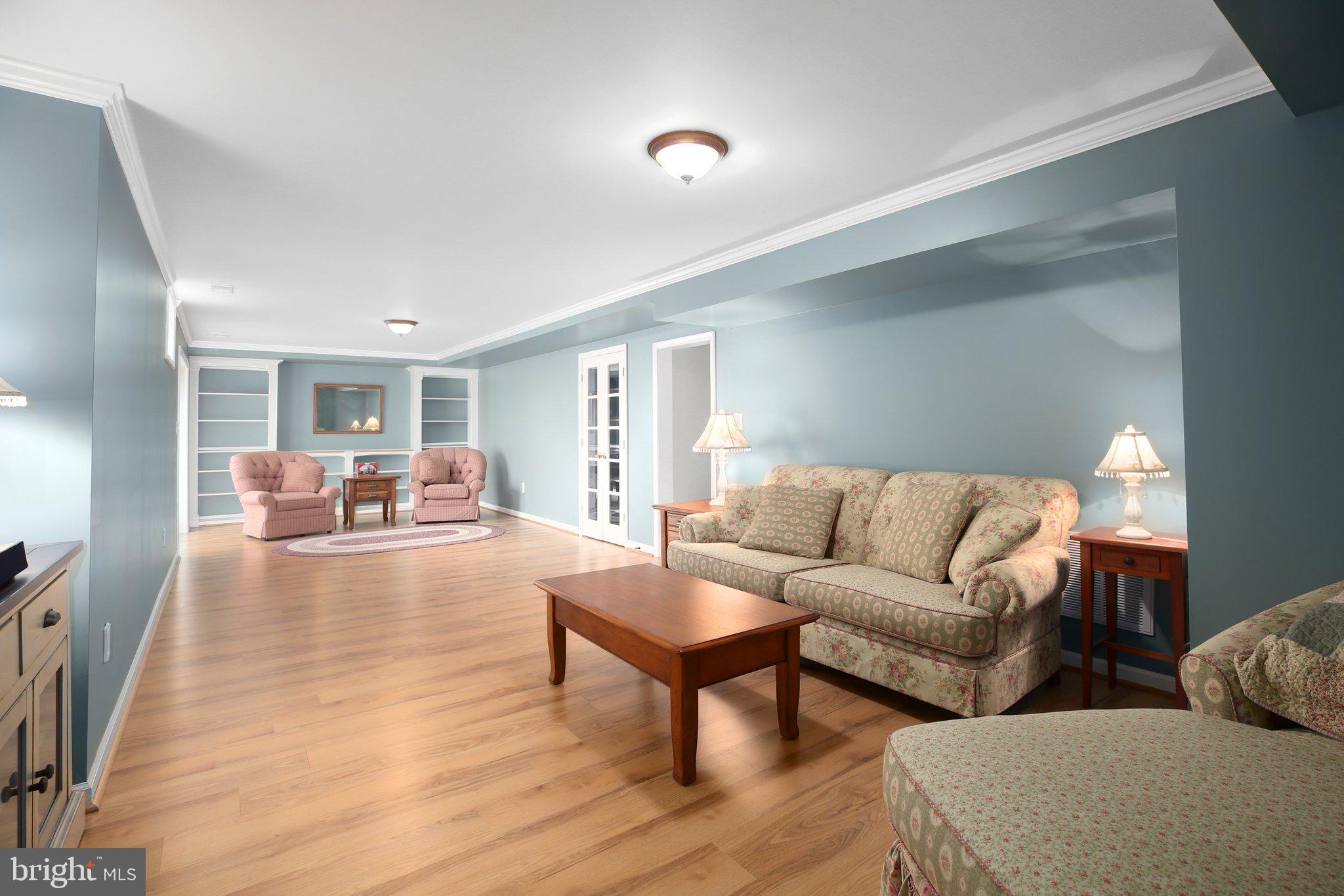 FOX POINT - Residential