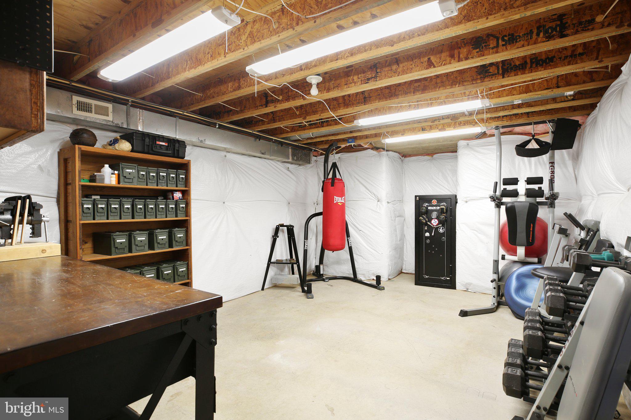 FOX POINT - Residential