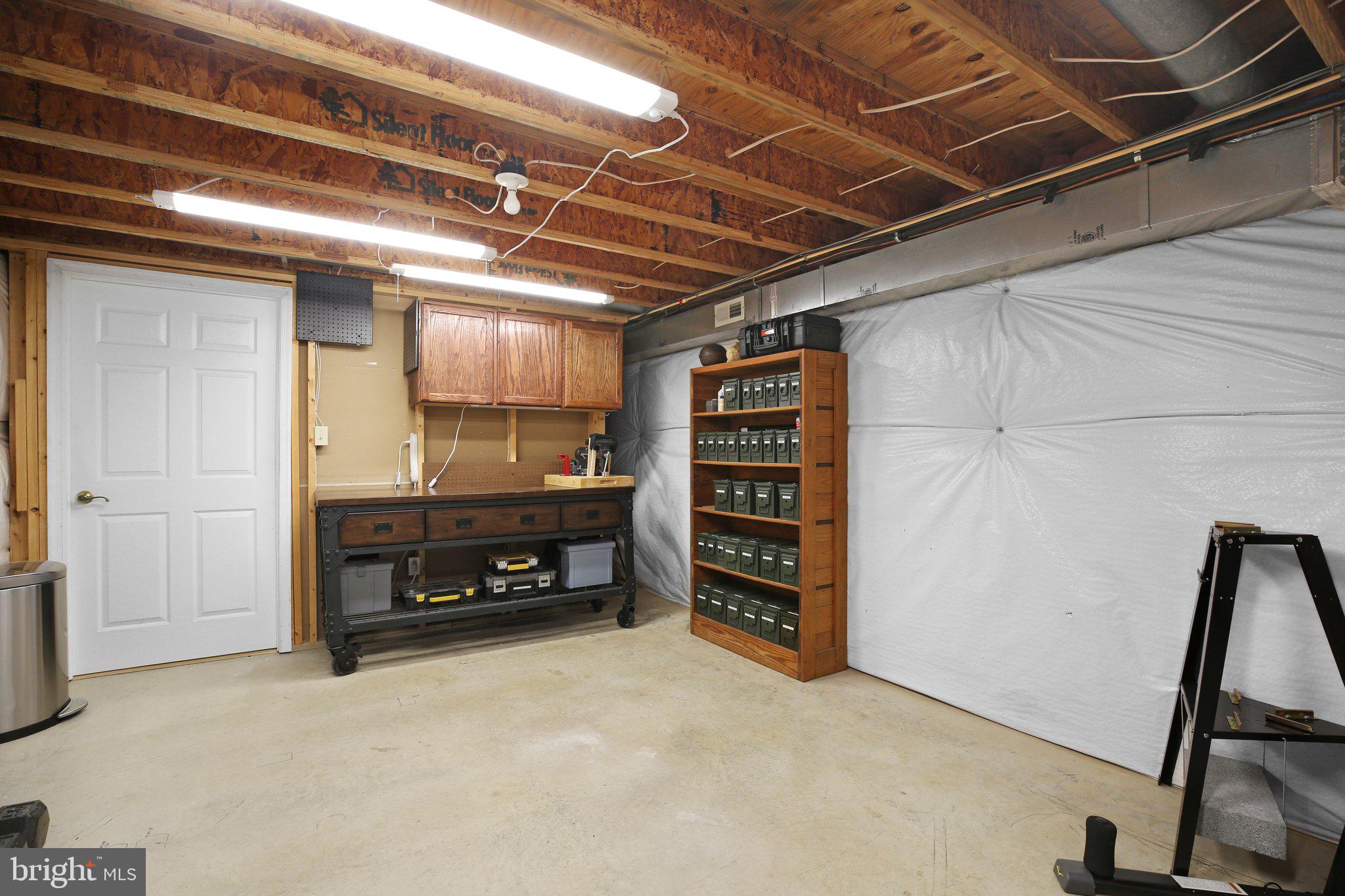 FOX POINT - Residential