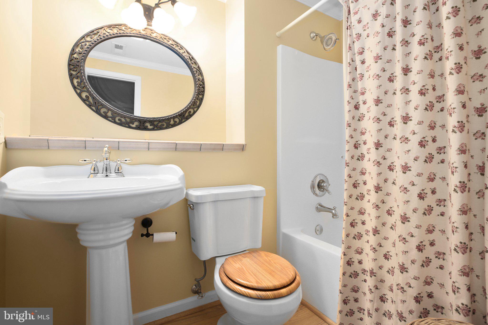 FOX POINT - Residential