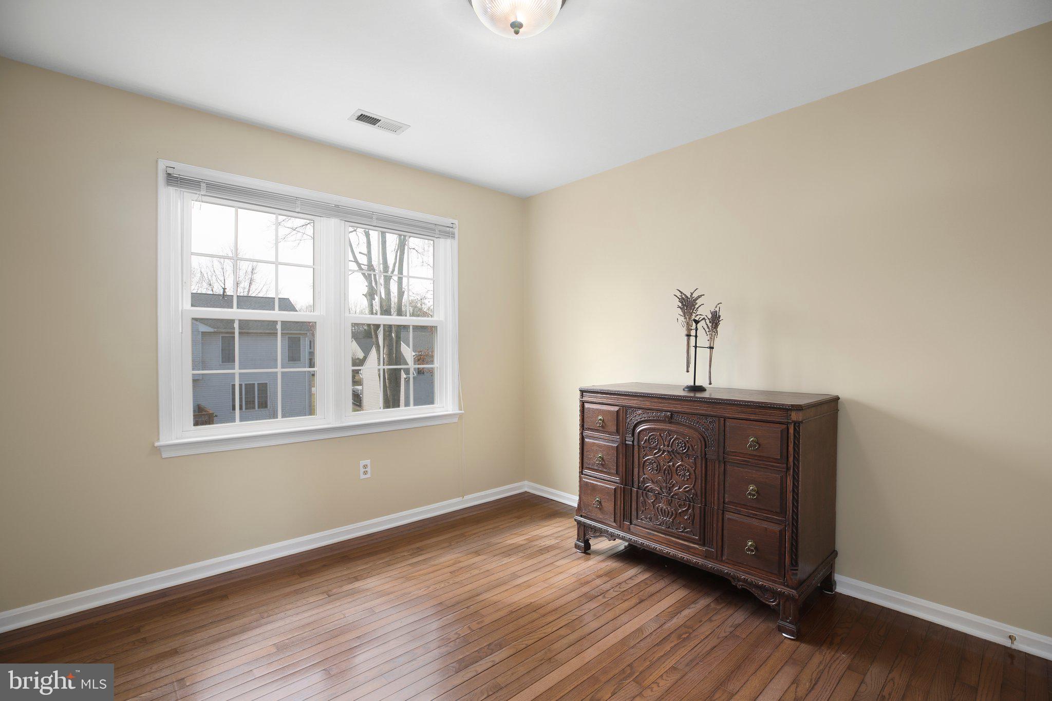 FOX POINT - Residential